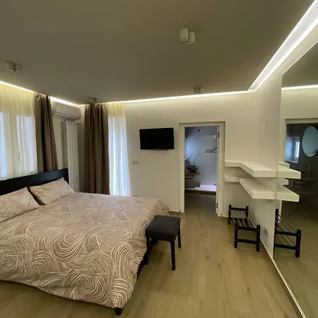 فندق مبيت وإفطار Elite Etnea كاتانيا
